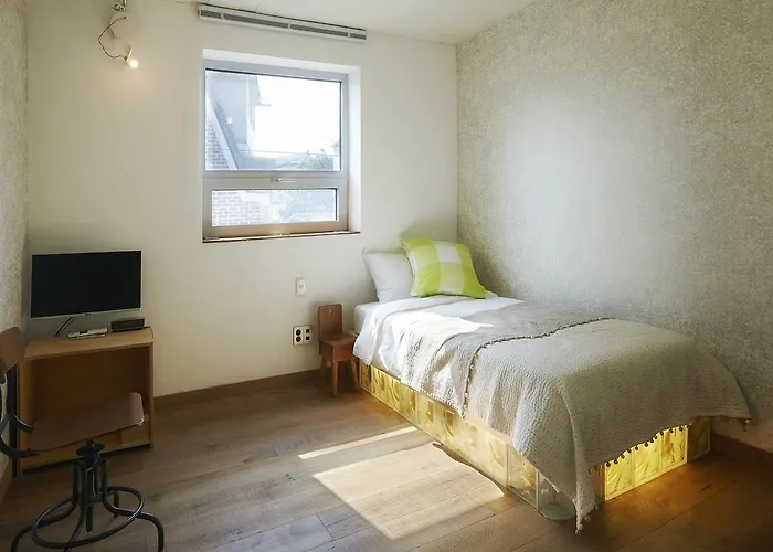 A House Guest house