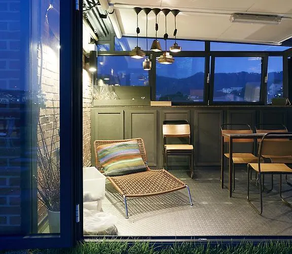A House Guest house 3*